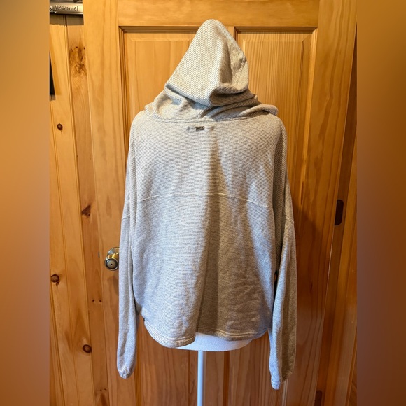 O'Neill French Terry kangaroo pocket pullover hoodie women’s M grey white - Picture 2 of 11